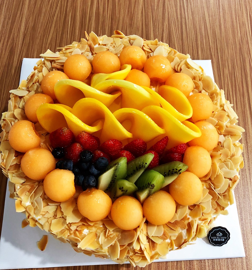 華檢檢測(cè)員工生日會(huì)|六月如此美好